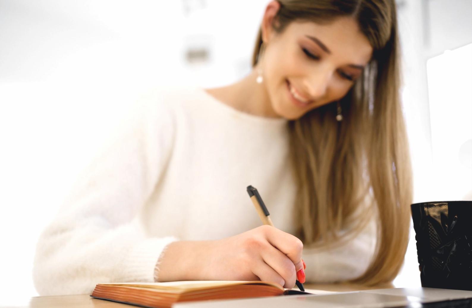 Équipe Cirafylent travaillant sur l'optimisation des surplus budgétaires